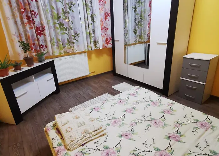 El'mehico House Проживання в сім'ї *